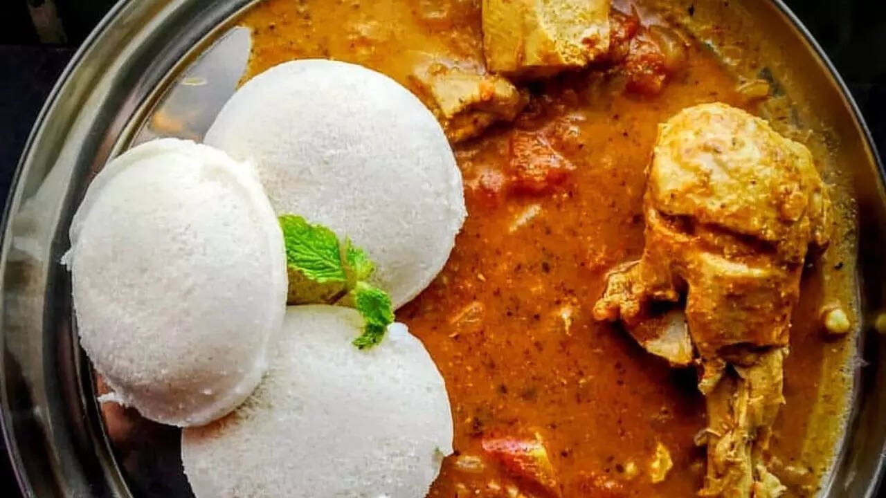 Idly + Curry (Chicken)